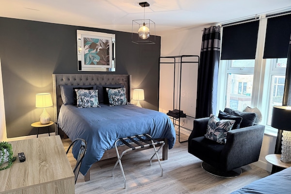 1 soverom, strykejern/-brett, wi-fi og sengetøy