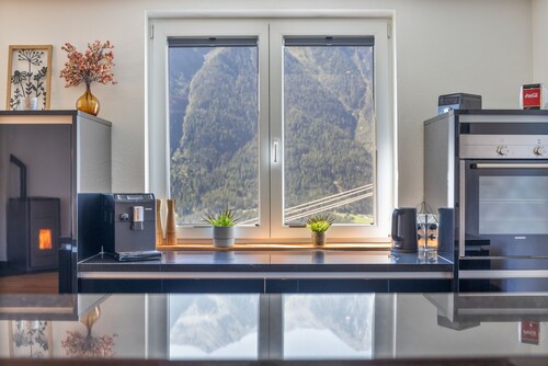 Holiday Home 'Alpenblick De Luxe' with Mountain View, Private Terrace & Wi-Fi