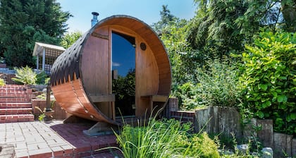 Cottage mit im Grünen mit Pool, Kamin, Fass-Sauna und Bergblick