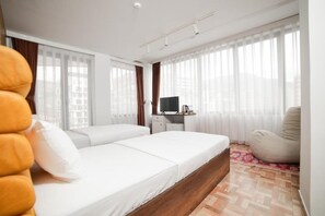 Basic Triple Room | Free WiFi - Denis Hotel (Prizren)