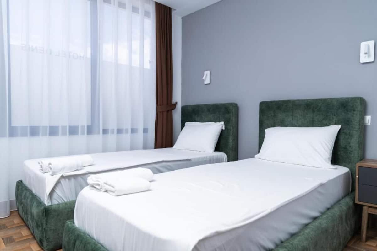 基础双人房或双床房 | 免费 WiFi