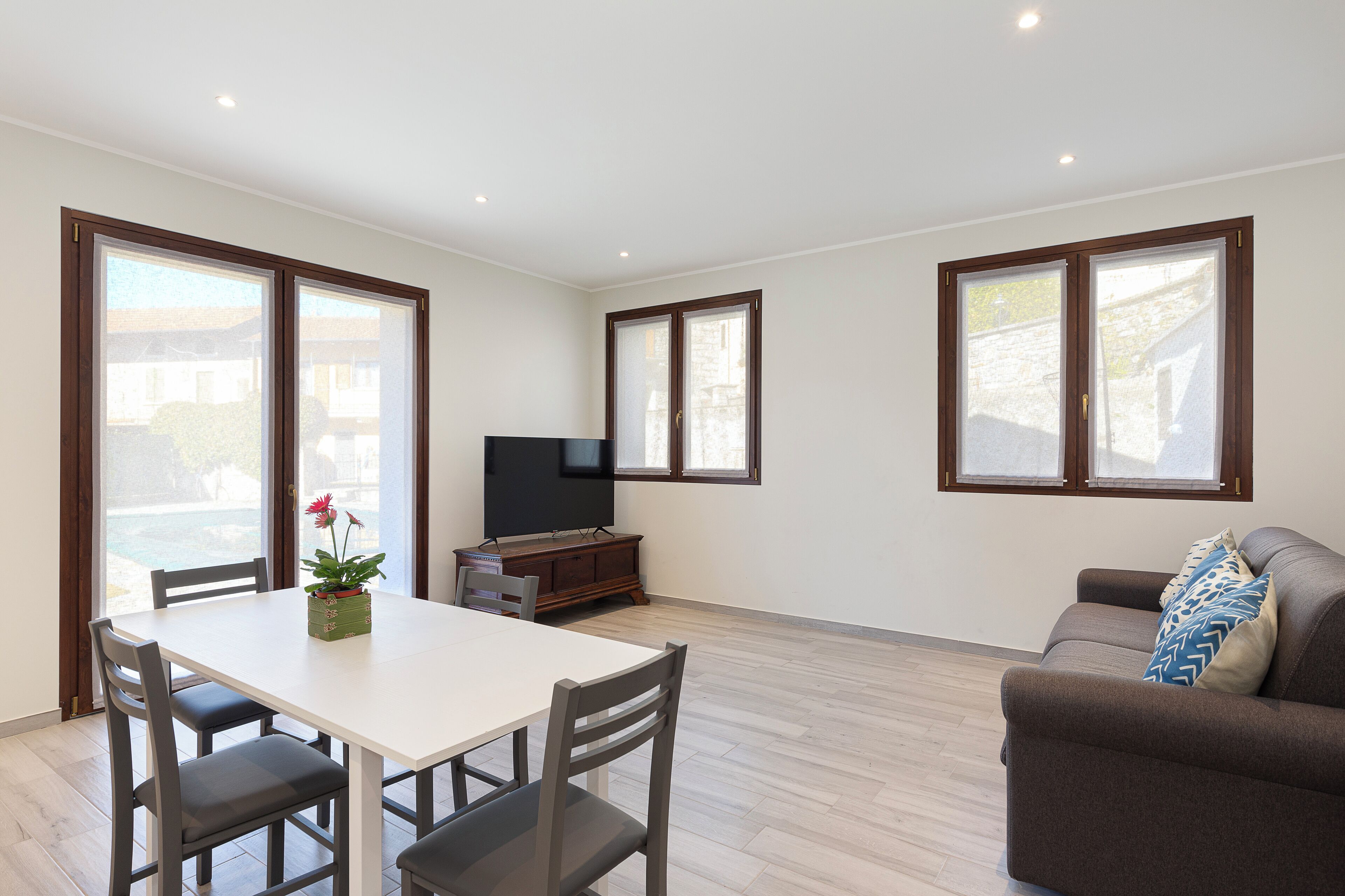 Walnut House Apartment - Stresa