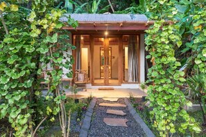 Chambre Double Deluxe, vue jardin | Détail de l’extérieur