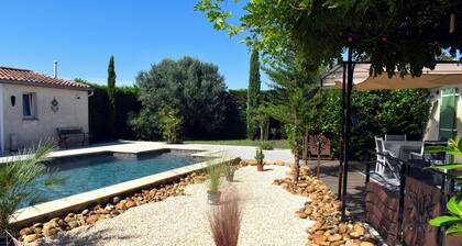 CHARMING PROVENCAL HOUSE NEAR PONT DU GARD