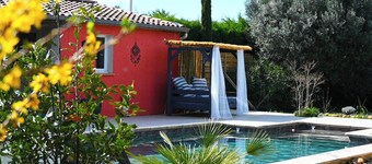 CHARMING PROVENCAL HOUSE NEAR PONT DU GARD