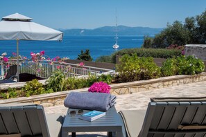 Terrace/patio - Villa Avgerini Paxos II: Stunning sea views, private terrace and Infinity pool (Gaios)