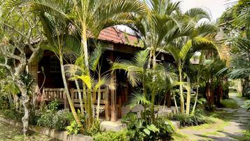 Coin salon dans le hall