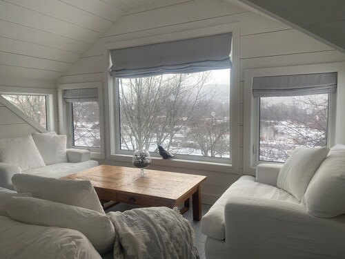 Beautifully restored Farmhouse on 64 acres+++