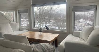 Beautifully restored Farmhouse on 64 acres+++