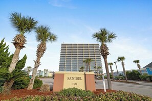 Property grounds - Sanibel 404 by Liquid Life (Gulf Shores)