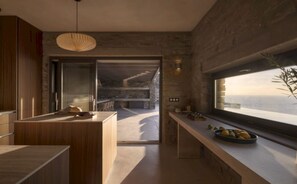 Dining - With five spacious bedrooms (Koundouros)