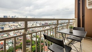 舒適公寓客房, 1 間臥室, 陽台, 城市景觀 | 陽台