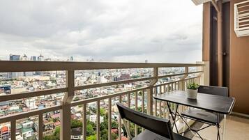 Comfort Condo, 1 Bedroom, Balcony, City View | Balcony
