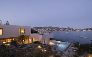 Exterior - With seven spacious bedrooms (Megas Gialos)