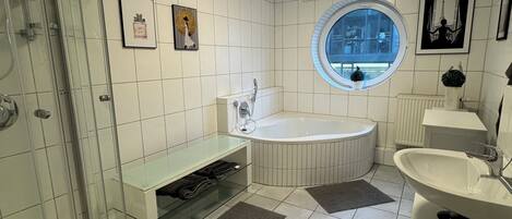 Towels, toilet paper