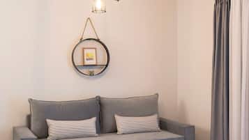 Eurynome | Living area