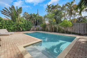 Pool - Vanderbilt Beach Family Oasis (Naples)