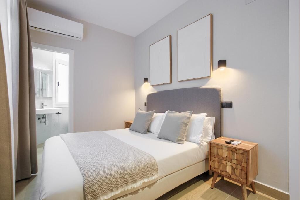 Camera Standard, 1 letto queen | Ferro/asse da stiro, Wi-Fi gratuito