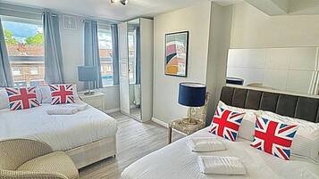 2 bedrooms, iron/ironing board, free WiFi, bed sheets