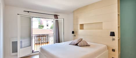 1 غرفة نوم ومكواة/لوح كي وواي فاي مجانًا وملاءات أسرّة