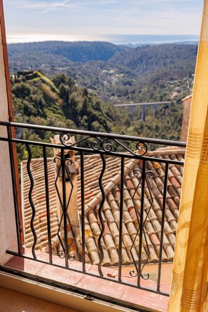 Interior - Apt le NID - Sea view in the village (Tourrettes-sur-Loup)