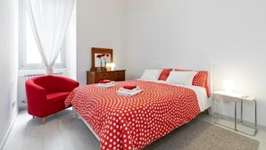 Room - SUITE BOSCHETTO HOLIDAYS, warm apartment in the historic center of Rome (Roma)