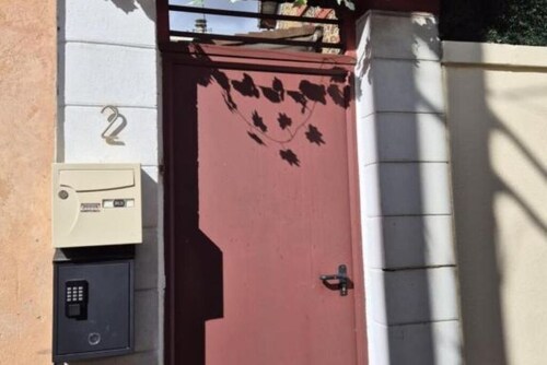 Modern Parisian Comfort with a Terrace - Your Relaxing Retreat near Paris 13ème