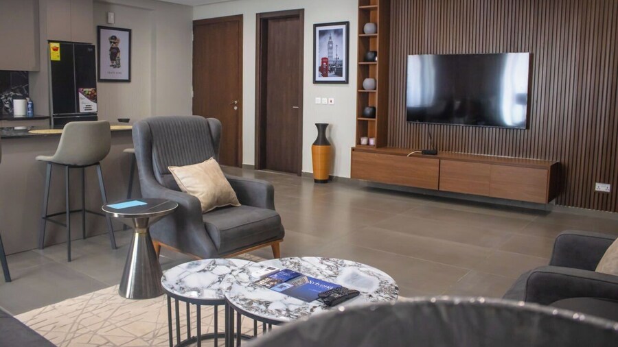 Bravia Residence by RoyalRest