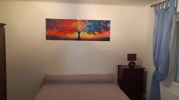 Fer et planche à repasser, Wi-Fi, draps fournis