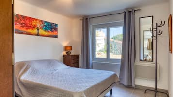 Strykejern/-brett, wi-fi og sengetøy