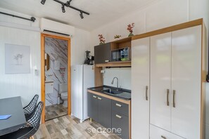 Basic Apartment | Private kitchen - Full Chalets in Floripa - SCJ (Florianópolis)