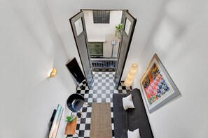 TV - Heart of Old SJ | 2BR, Sleeps 5 + Terrace Views (San Juan)