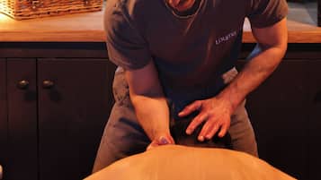 Body treatments, Swedish massages, sports massages, facials