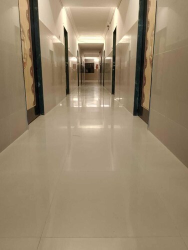 HOTEL CRAZY HOME AND RESORT