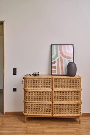 Interior - Theasis Suites, Sitia by Comfortbnb (Roussa Ekklisia)