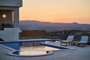 Pool - Comfortbnb- Theasis Suite with private pool, Sitia (Roussa Ekklisia)