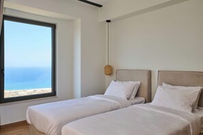 Iron/ironing board, Internet - Theasis Suites, Sitia by Comfortbnb (Roussa Ekklisia)