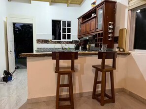 Private kitchen - Villa Erisha 45 minutes from SD, nature and relaxation. (Las Parras)