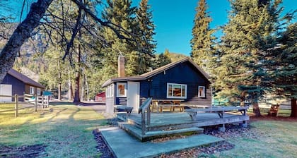 46 Moccasin Lake