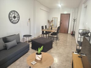 Living area - Casa Dili Stylish 2BR Apartment (Athens)