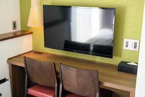 高级双人房, 2 张双人床, 厨房 | 住宿内部