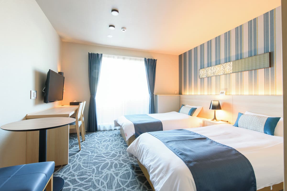 โต๊ะทำงาน, เตารีด/โต๊ะรีดผ้า, Wi-Fi ฟรี