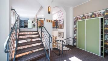 Apartment, Courtyard View | Interior