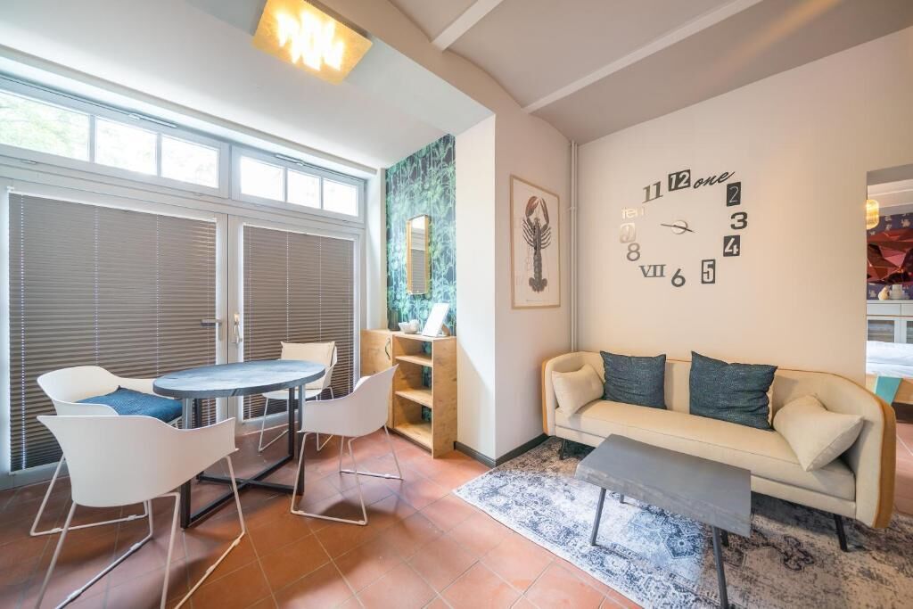 Apartment, Courtyard View | Interior