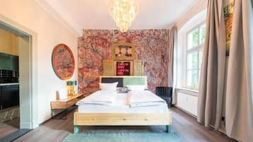 Appartement, uitzicht op binnenplaats | Een strijkplank/strijkijzer, gratis wifi