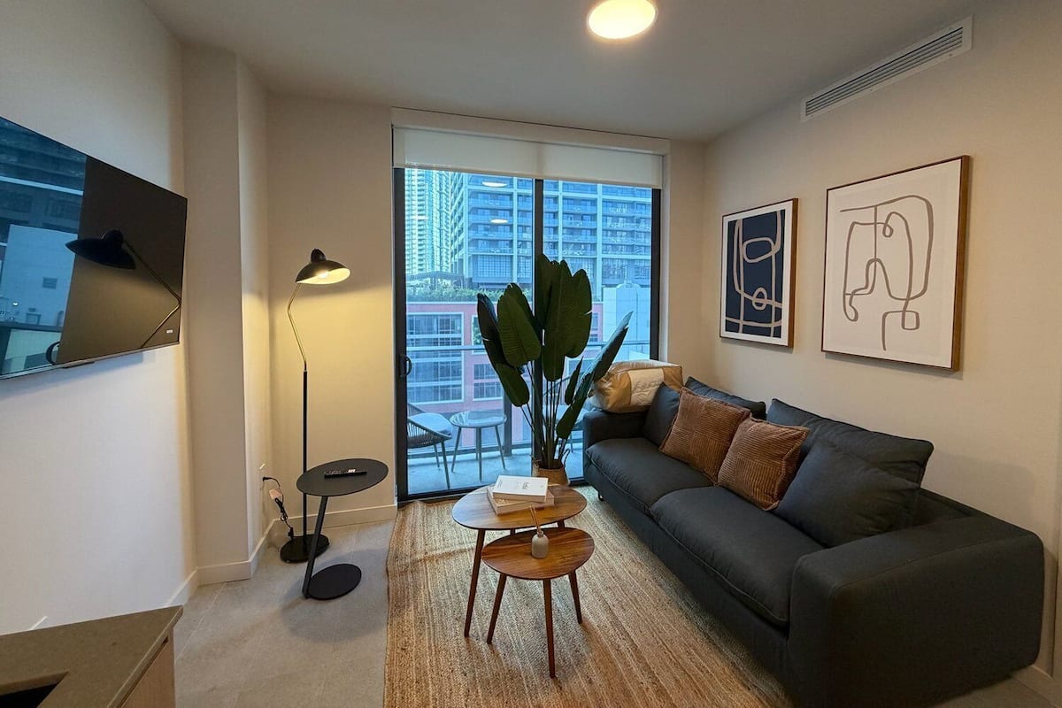 Comfort Apartment, City View | Living area