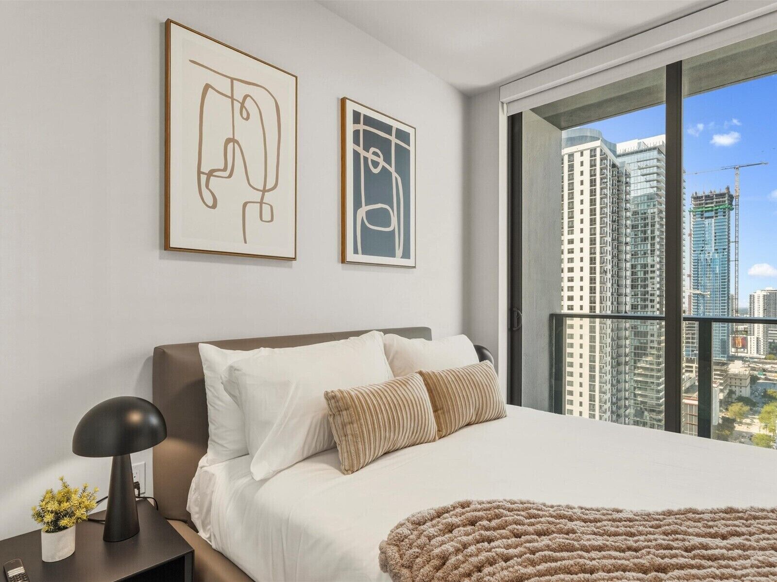 Appartamento, 2 camere da letto, vista città | Wi-Fi gratuito