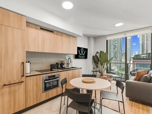 Comfort Apartment, City View | Private kitchen - Condo First Downtown Miami (Miami)