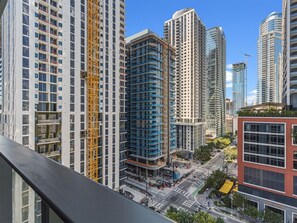 Comfort Apartment, City View | Balcony - Condo First Downtown Miami (Miami)