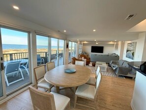 Smart TV - Beautiful Penthouse 3 Bedroom Condo in Breakwater House with Bay Views! (Lewes)